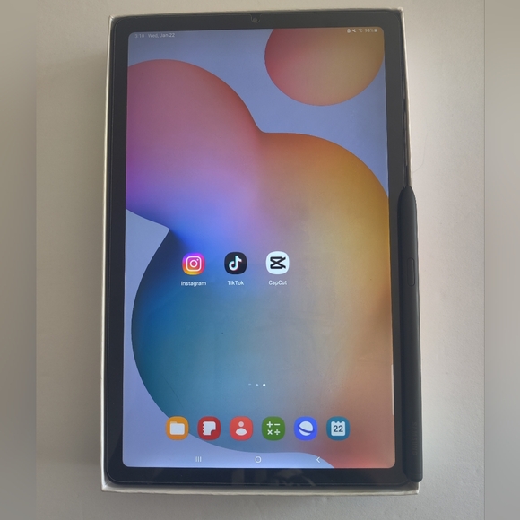 Samsung Galaxy S6 Lite Tablet With TikTok and CapCut App